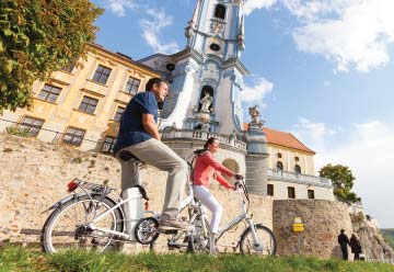 CRUCEROS DANUBIO SCENIC CRUISES CRUISES CRUCEROS FLUVIALES DE LUJO DANUBIO DANUBE LUXURY CRUISES SCENIC CRUISES VIENNA BUDAPEST PASSAU MELK AMSTERDAM DÜRNSTEIN